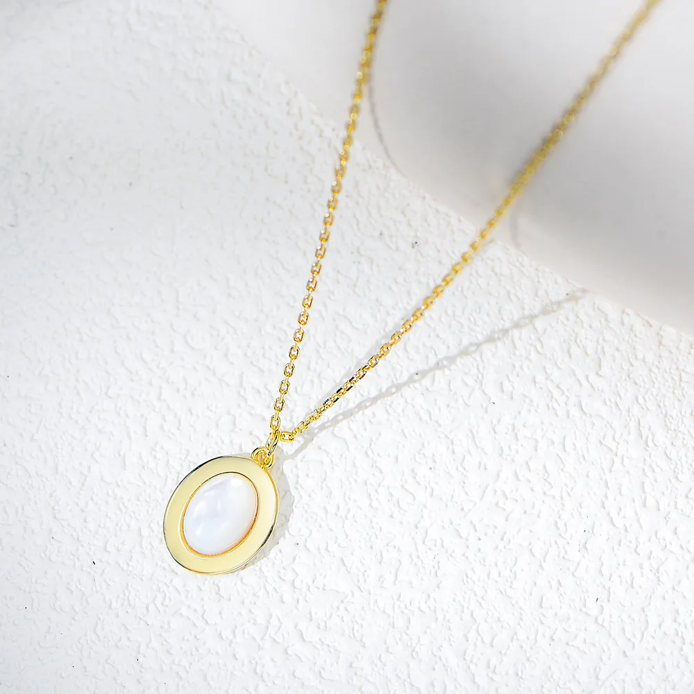 Withered Oval Shaped Natural White Mother Of Pearl Shell Pendant Necklace 925 Sterling Silver For Women
Withered Oval Shaped Natural White Mother Of Pearl Shell Pendant Necklace 925 Sterling Silver For Women
