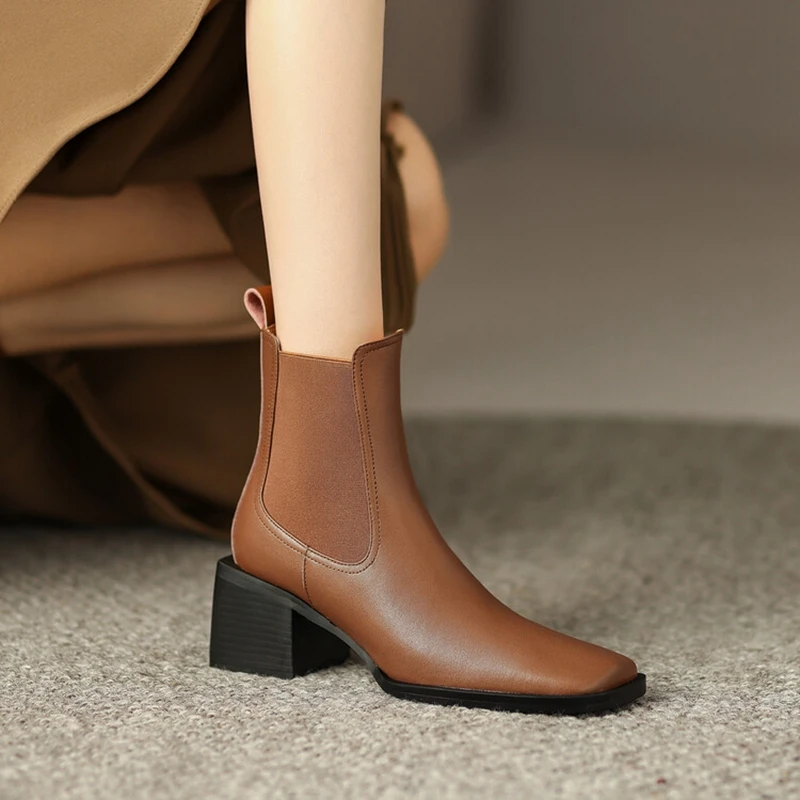 NEW Spring Women Boots Square Toe High Heel Shoes for Women Split leather Shoes Women Chunky Heel Boots Autumn Solid Black Boots
NEW Spring Women Boots Square Toe High Heel Shoes for Women Split leather Shoes Women Chunky Heel Boots Autumn Solid Black Boots