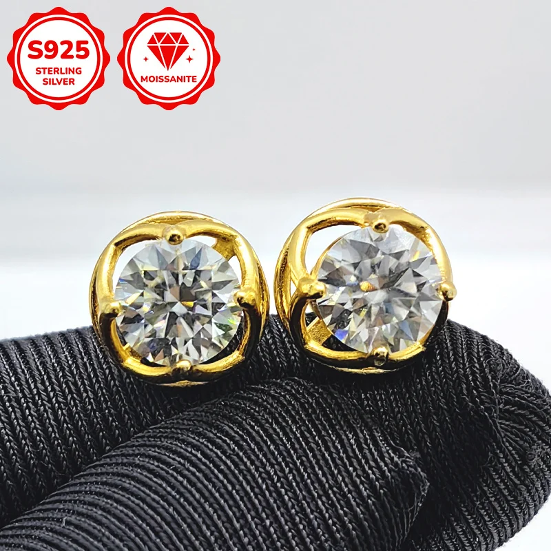 1Pair 0.5/1/2/3 CARAT Round Cut Moissanite Ear Studs, Engagement Ring for Women in 925 Sterling Silver, Golden Flower Shape .
1Pair 0.5/1/2/3 CARAT Round Cut Moissanite Ear Studs, Engagement Ring for Women in 925 Sterling Silver, Golden Flower Shape .