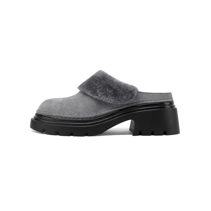 Autumn Winter Punk Style Warm Plush Slippers New Waterproof Platform 5cm Thick Heel Black Gray Outdoor Women's Shoes Size 34-43
Autumn Winter Punk Style Warm Plush Slippers New Waterproof Platform 5cm Thick Heel Black Gray Outdoor Women's Shoes Size 34-43
