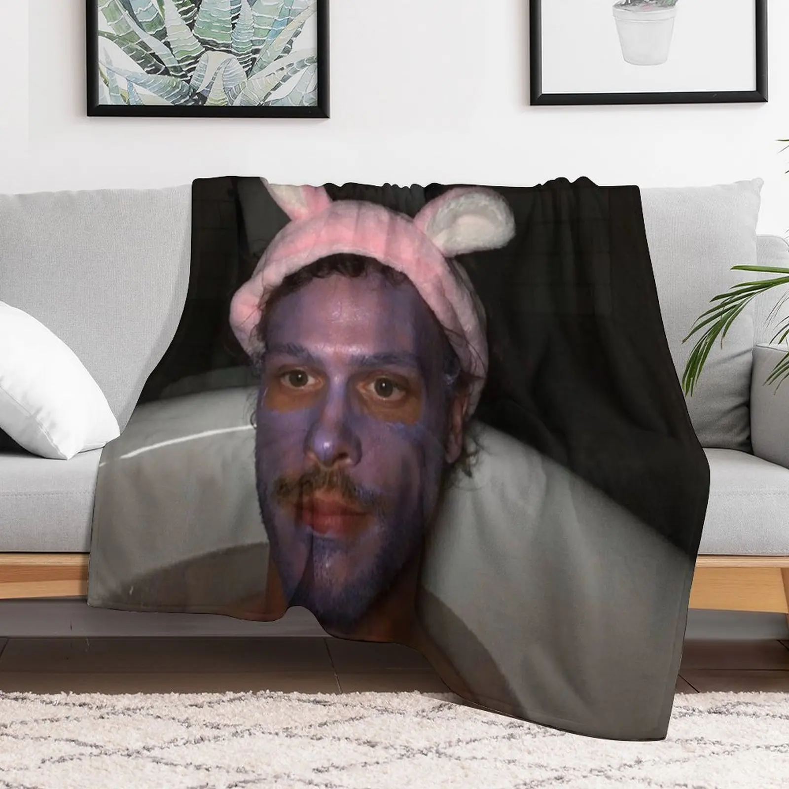 Mgg face mask Throw Blanket cosplay anime Vintage For Decorative Sofa Blankets Bed covers Luxury Throw Blankets
Mgg face mask Throw Blanket cosplay anime Vintage For Decorative Sofa Blankets Bed covers Luxury Throw Blankets