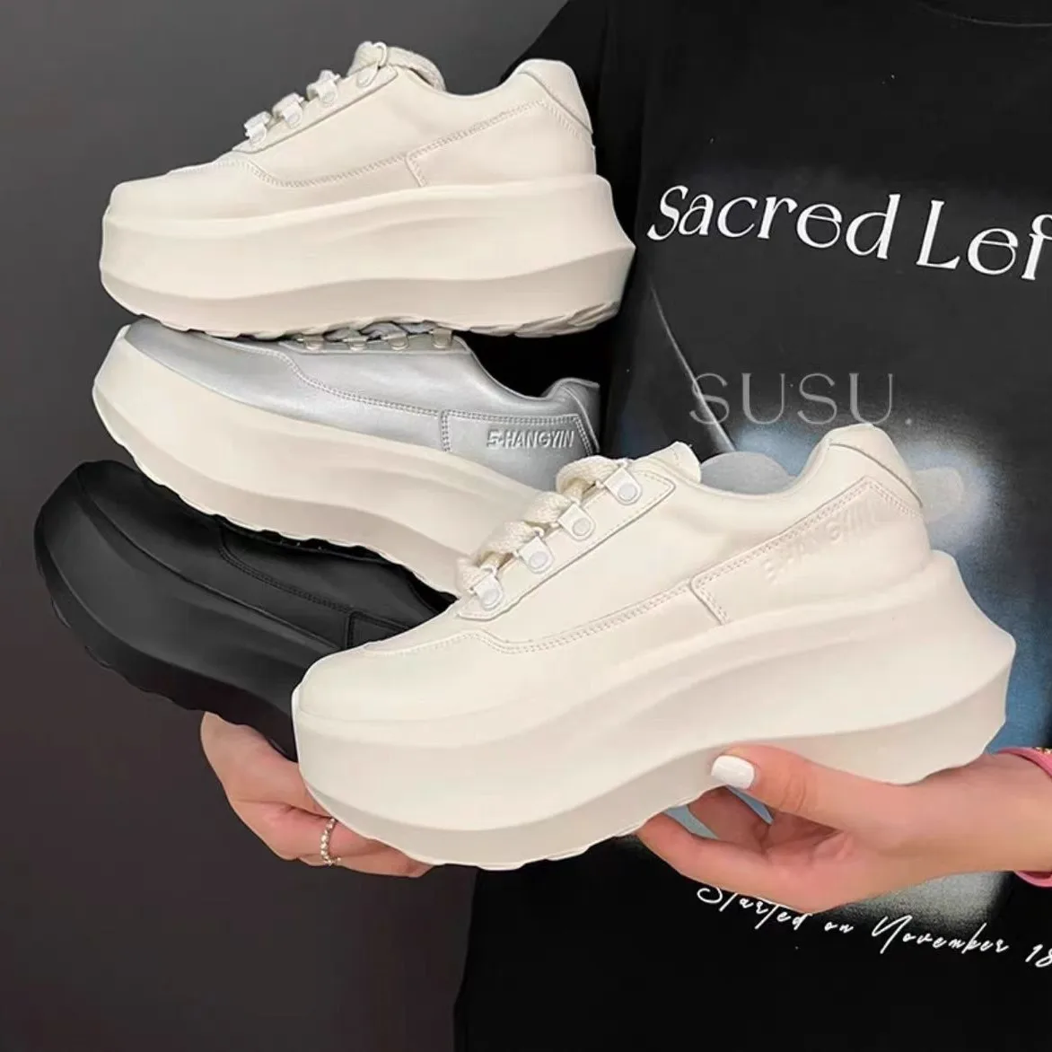 Autumn/winter Sponge Cake Base Solid Pumps Cross Tied Black/white Sports Shoes Fashion Casual 2025 New Arrivals High Heel Shoes
Autumn/winter Sponge Cake Base Solid Pumps Cross Tied Black/white Sports Shoes Fashion Casual 2025 New Arrivals High Heel Shoes