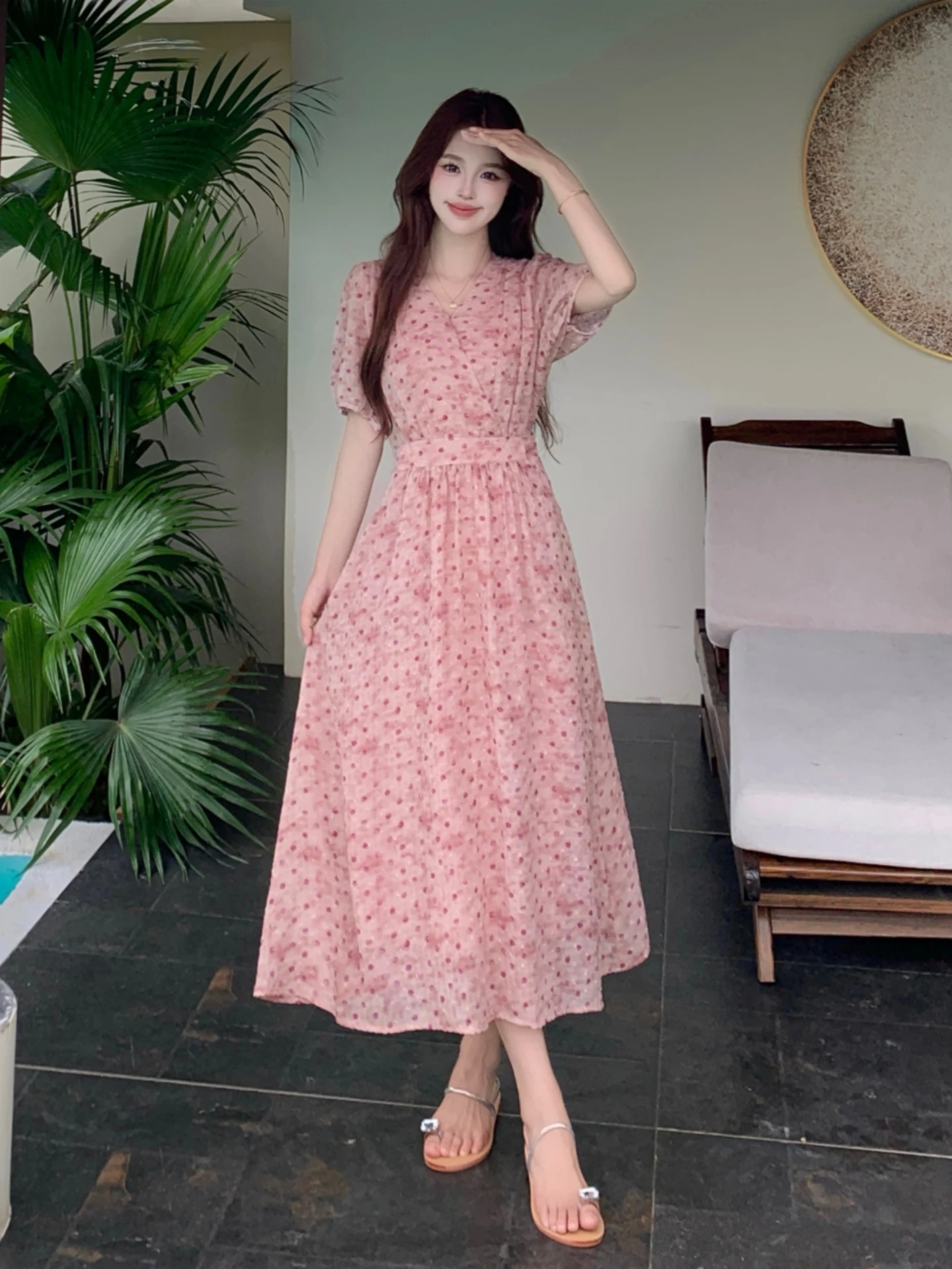 Pink Polka Dot Floral V-neck Chiffon Dress Women's Summer plus Size Slimming Waist Cinched Age-defying Long Dress
Pink Polka Dot Floral V-neck Chiffon Dress Women's Summer plus Size Slimming Waist Cinched Age-defying Long Dress