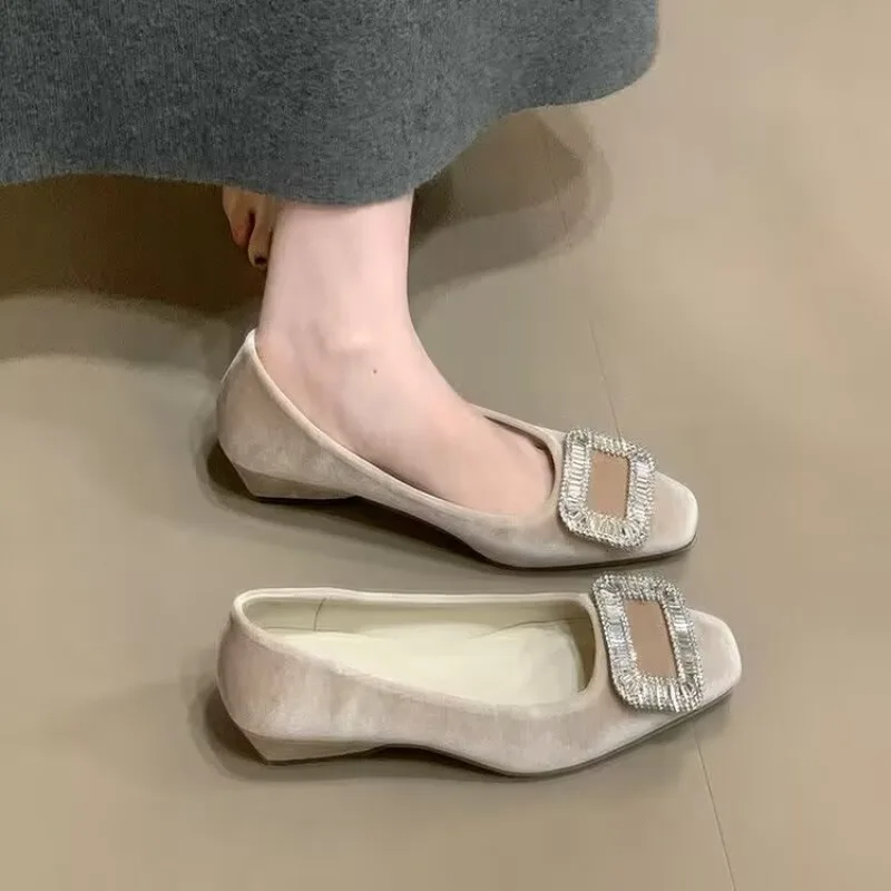 Square-toe Rhinestone 2026 Spring New Women's Shallow Single Shoes
Square-toe Rhinestone 2026 Spring New Women's Shallow Single Shoes