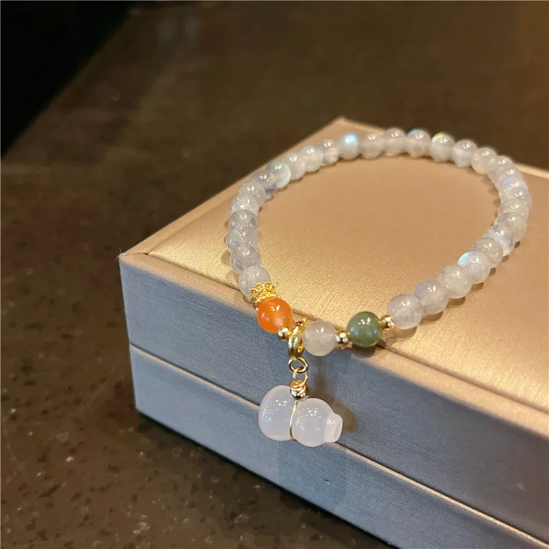 Lucky Jade/Gourd Pendant 6mm Natural Gray Moonstones Beaded Strand Bracelets for Women Fine Jewelry Accessories Wholesale YBR763 
Lucky Jade/Gourd Pendant 6mm Natural Gray Moonstones Beaded Strand Bracelets for Women Fine Jewelry Accessories Wholesale YBR763