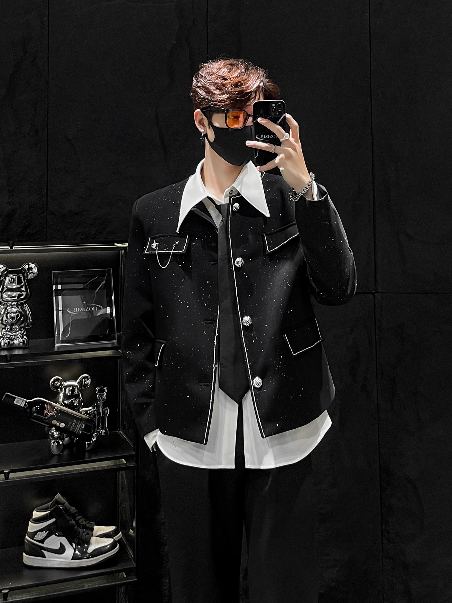 Мужская куртка Bla Gold Emed с металлическим декором, свободного кроя, в корейском стиле, молодежная, осенняя, верхняя одежда
Мужская куртка Bla Gold Emed с металлическим декором, свободного кроя, в корейском стиле, молодежная, осенняя, верхняя одежда