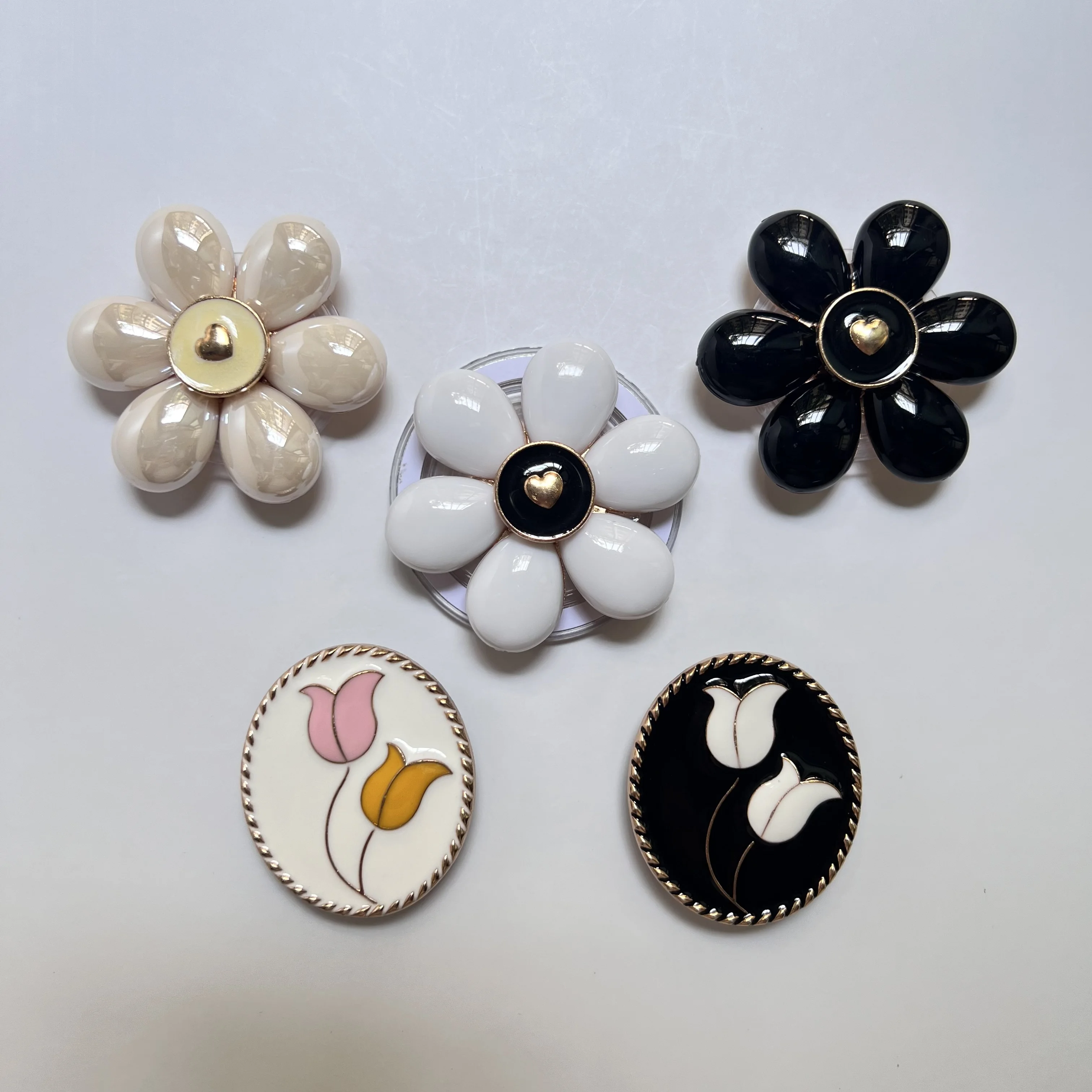 INS милый складной держатель для телефона с 3D цветком Griptok, кольцо на палец, поддержка чехлов для IPhone, Samsung, розетка, кронштейн, подарок для девочки 
INS милый складной держатель для телефона с 3D цветком Griptok, кольцо на палец, поддержка чехлов для IPhone, Samsung, розетка, кронштейн, подарок для девочки