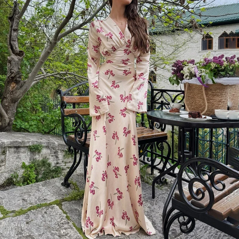 Elegant Printed Satin Long Dress Office Lady V neck Long Sleeve Dress Lace Up Autumn Fashion Female High Waist Dress
Elegant Printed Satin Long Dress Office Lady V neck Long Sleeve Dress Lace Up Autumn Fashion Female High Waist Dress