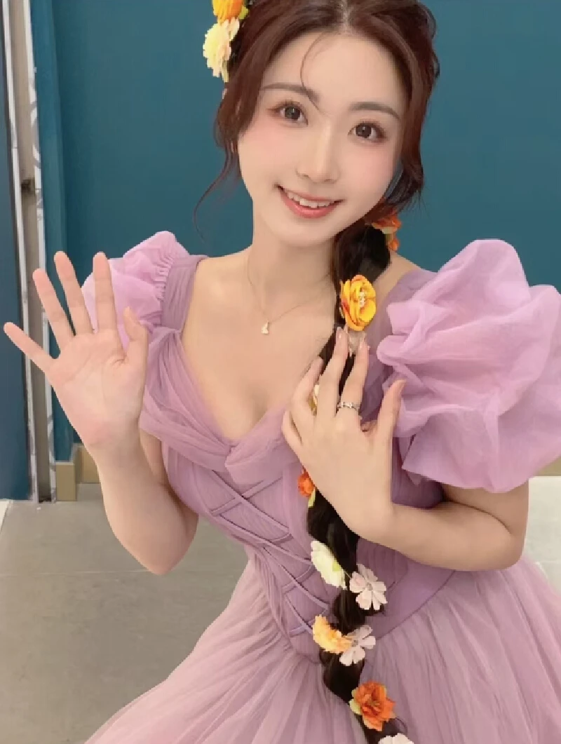 Фиолетовый костюм для взрослых и женщин, тяжелая рабочая одежда для косплея, элегантное бальное платье, идеально подходящее для шоу и общественных анимационных работ
Фиолетовый костюм для взрослых и женщин, тяжелая рабочая одежда для косплея, элегантное бальное платье, идеально подходящее для шоу и общественных анимационных работ