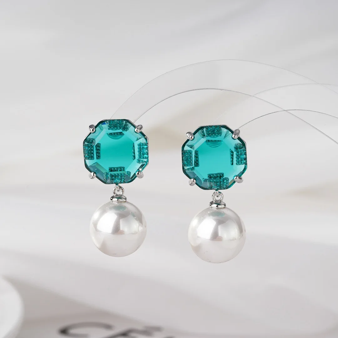 Bilincolor Fashionable and Fresh Geometric Octagonal Colored Zircon Light Luxury Pearl Earrings For Women
Bilincolor Fashionable and Fresh Geometric Octagonal Colored Zircon Light Luxury Pearl Earrings For Women