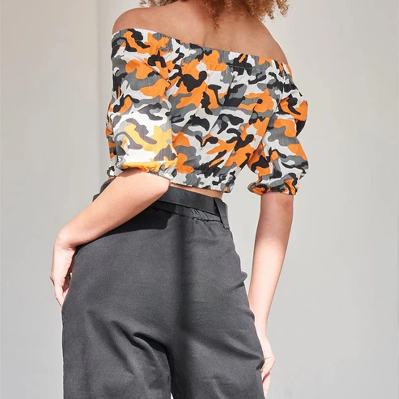Y2K Fashion trend New chest Sexy Spice Girl Stripe printed Zipper one-word lead short T-shirt
Y2K Fashion trend New chest Sexy Spice Girl Stripe printed Zipper one-word lead short T-shirt