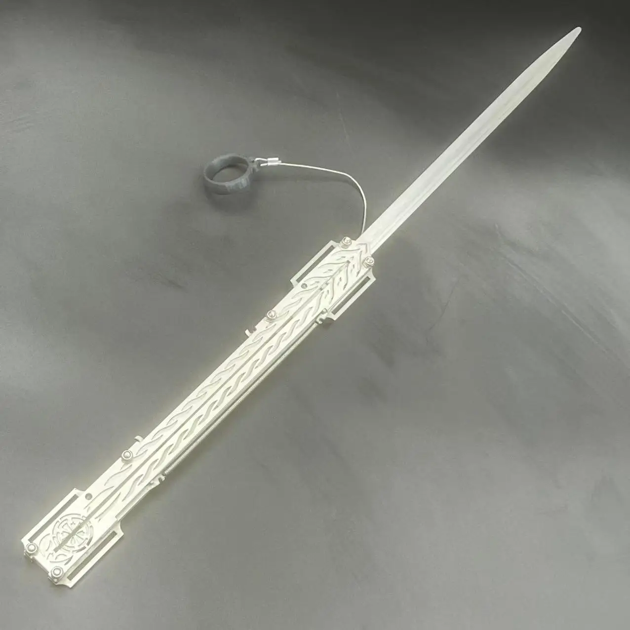 Adult Halloween Prop Stainless Steel Elastic Sleeve Sword Thin Metal Knight Costume Accessory Unique Birthday Gift for Men Women
Adult Halloween Prop Stainless Steel Elastic Sleeve Sword Thin Metal Knight Costume Accessory Unique Birthday Gift for Men Women