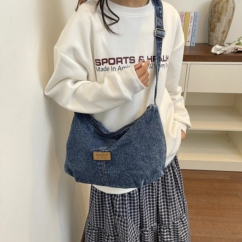 New Korean Style Crossbody Bag Fashion Casual Minimalist Washed Denim Underarm BagWrinkled Texture Dumpling Shape Shoulder Bag
New Korean Style Crossbody Bag Fashion Casual Minimalist Washed Denim Underarm BagWrinkled Texture Dumpling Shape Shoulder Bag