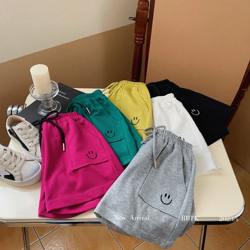 Children's Shorts Summer Boys and Girls Korean Style Multi-Color Smiley Casual Shorts Sports Pants Fashion F0115-WS
Children's Shorts Summer Boys and Girls Korean Style Multi-Color Smiley Casual Shorts Sports Pants Fashion F0115-WS