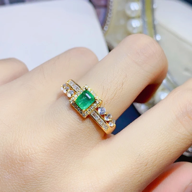 Natural emerald ring ,Colombian emerald, color good, 925 Sterling Silver,rings for women,special gift
Natural emerald ring ,Colombian emerald, color good, 925 Sterling Silver,rings for women,special gift