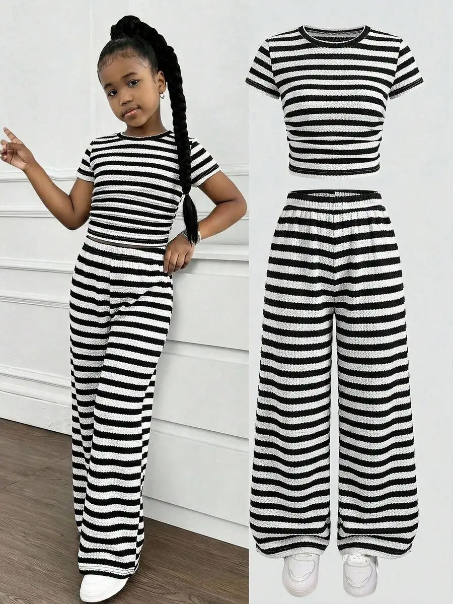 Black And White Striped Ribbed Crop Top And Wide Leg Palazzo Pants 2 Piece Set Casual Summer Outfit
Black And White Striped Ribbed Crop Top And Wide Leg Palazzo Pants 2 Piece Set Casual Summer Outfit