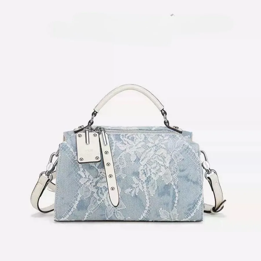 New glacier blue pillow bag this year's popular models of largecapacity fashion leisure women's bags
New glacier blue pillow bag this year's popular models of largecapacity fashion leisure women's bags