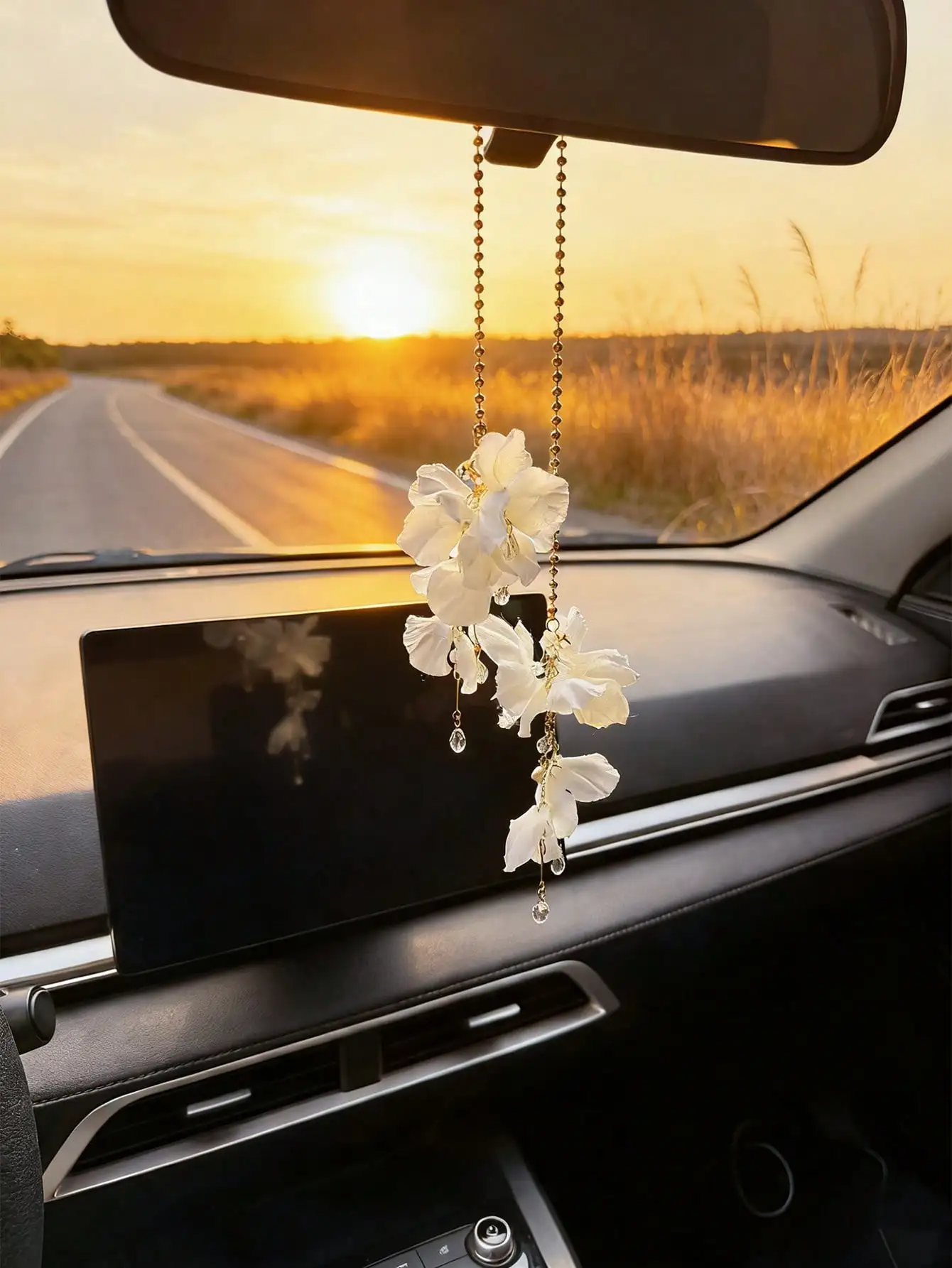 Creative Car Pendant, Car Hanging Decor, Rearview Mirror Accessory, Car Interior Decoration
Creative Car Pendant, Car Hanging Decor, Rearview Mirror Accessory, Car Interior Decoration