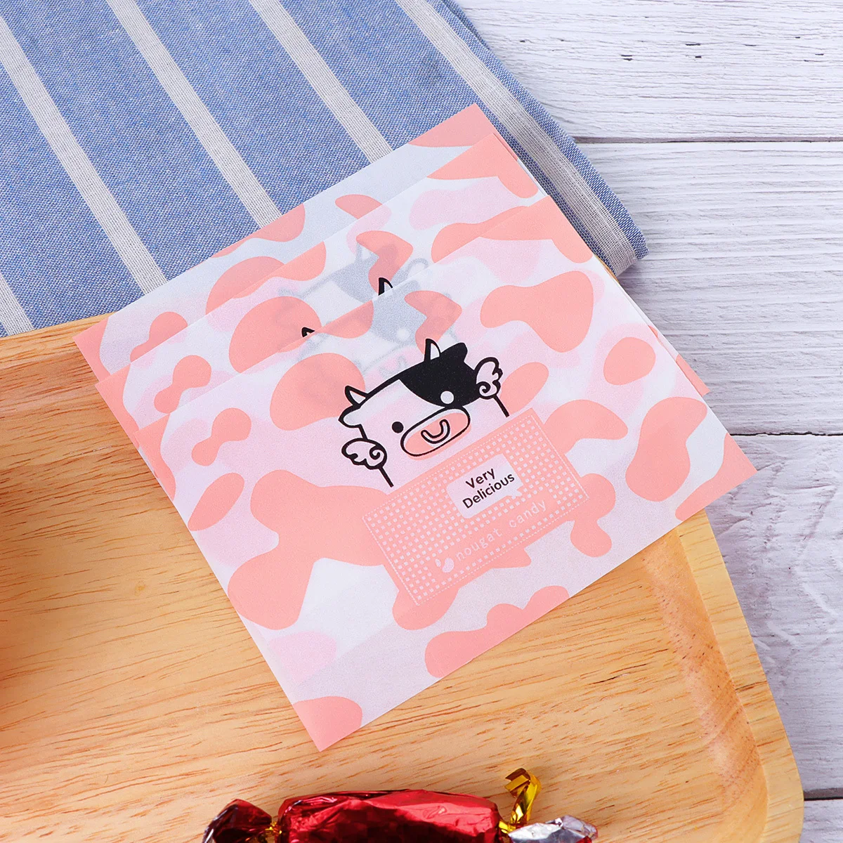 150Pcs Nougat Wrapping Paper Unique Candy Packing Paper for Christmas Party Home Event Sugar Wrapper Sugar Wrapper
150Pcs Nougat Wrapping Paper Unique Candy Packing Paper for Christmas Party Home Event Sugar Wrapper Sugar Wrapper