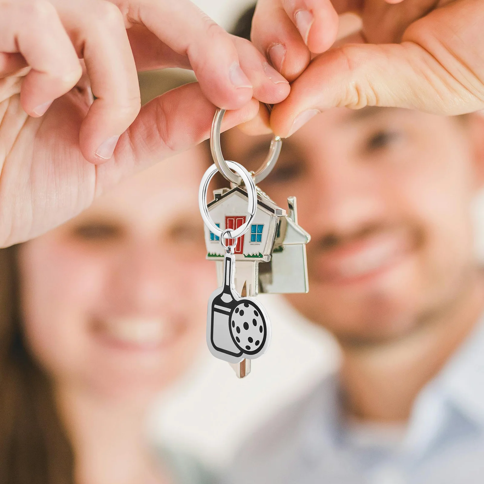 Брелок для ключей с ракеткой Pickleball, теннис, спортивная вечеринка, брелки-держатели, подвески, мини-товары из нержавеющей стали
Брелок для ключей с ракеткой Pickleball, теннис, спортивная вечеринка, брелки-держатели, подвески, мини-товары из нержавеющей стали