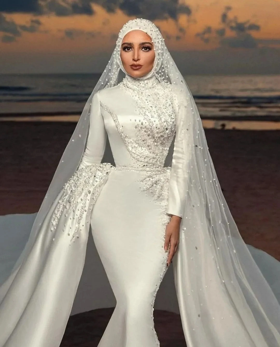 Duba Muslim High Collar Wedding Dresses Pearls Crystal Long Sleeves Mermaid Bridal Gowns Custom Made Vestidos De Novia
Duba Muslim High Collar Wedding Dresses Pearls Crystal Long Sleeves Mermaid Bridal Gowns Custom Made Vestidos De Novia