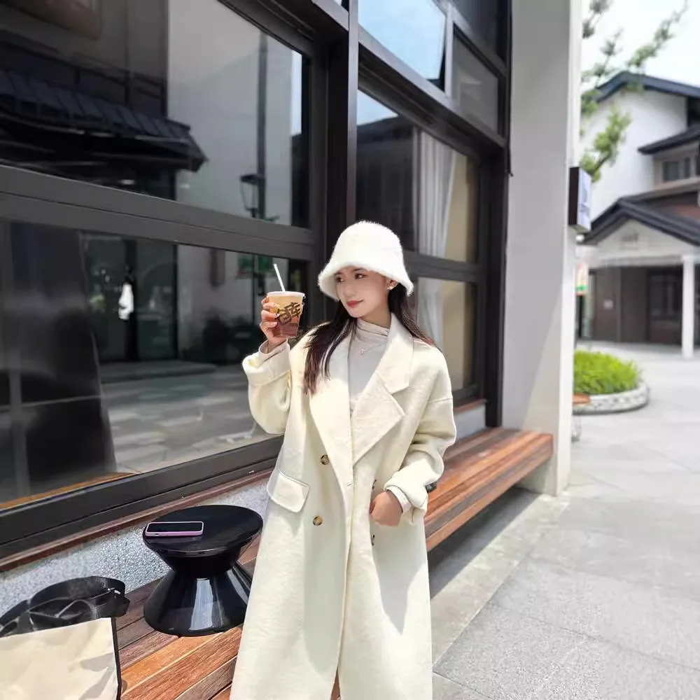 Double-Faced Woolen Coat for Women Dongda Gate Long Hair Salt And Rose Simple Double-Row Button Design Premium Feeling Outerwear
Double-Faced Woolen Coat for Women Dongda Gate Long Hair Salt And Rose Simple Double-Row Button Design Premium Feeling Outerwear
