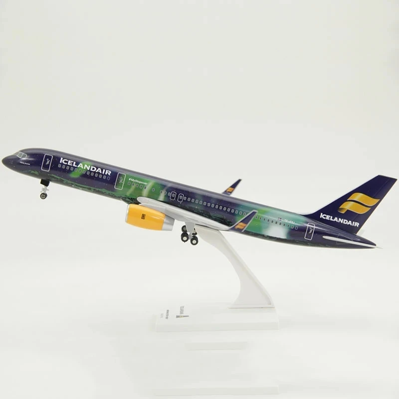1:150 Scale Iceland B757-200 Boeing Aviation Plastic Material 31.5 cm Simulation Of Passenger Aircraft Model Souvenirs Decorativ
1:150 Scale Iceland B757-200 Boeing Aviation Plastic Material 31.5 cm Simulation Of Passenger Aircraft Model Souvenirs Decorativ