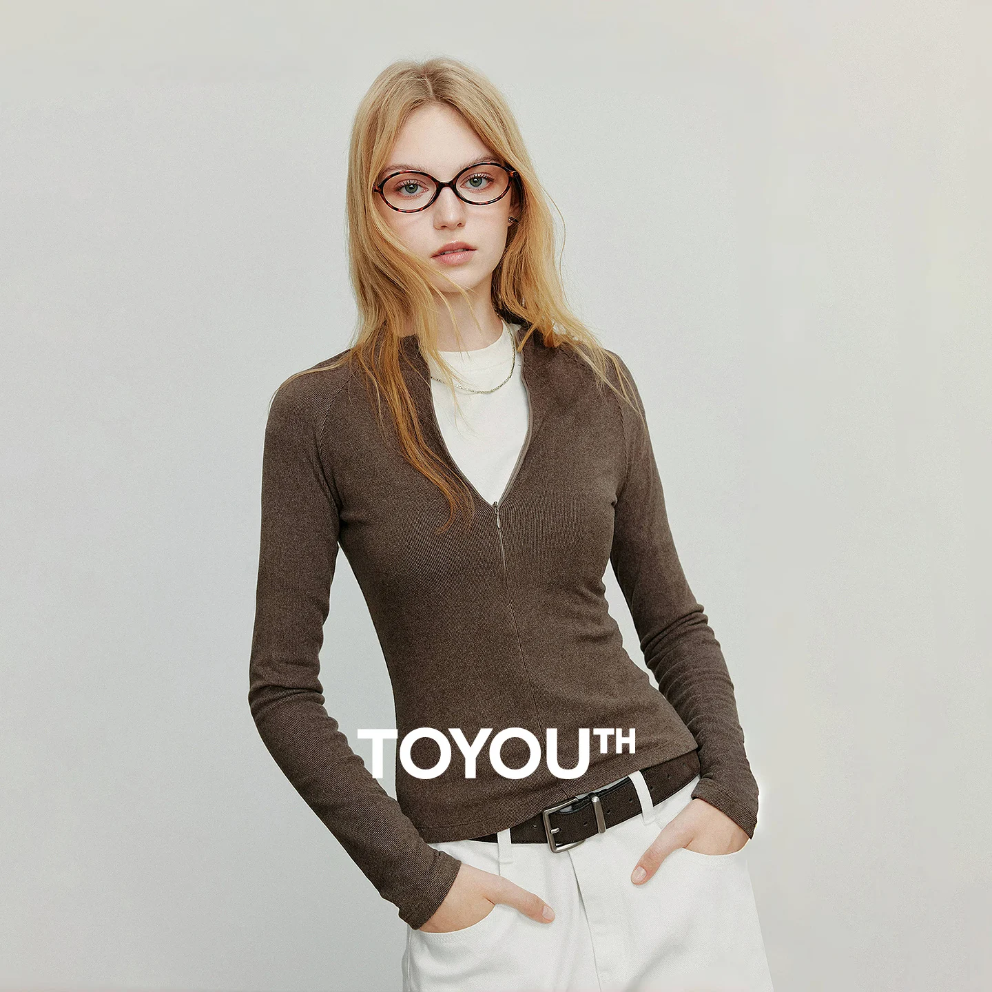 TOYOUTH женская футболка с длинным рукавом, осень 2022, новинка, застежка-молния, высокая горловина, облегающий облегающий пуловер, топы
TOYOUTH женская футболка с длинным рукавом, осень 2022, новинка, застежка-молния, высокая горловина, облегающий облегающий пуловер, топы