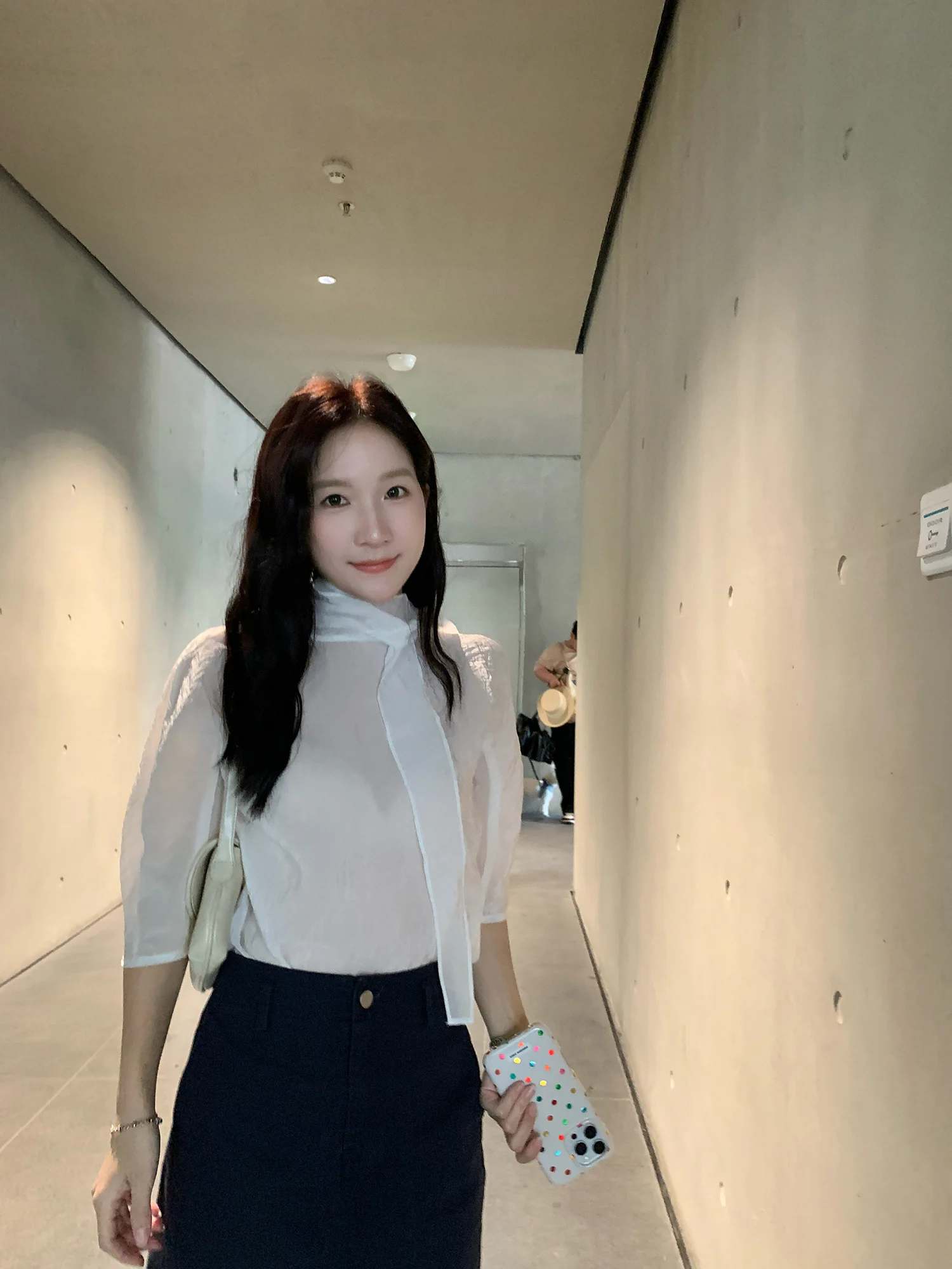 XierZ White Tie-Detail Women's Shirt Korean Style Loose Fit Breathable Micro-Light Shirt Elegant Top Korean Fashion
XierZ White Tie-Detail Women's Shirt Korean Style Loose Fit Breathable Micro-Light Shirt Elegant Top Korean Fashion