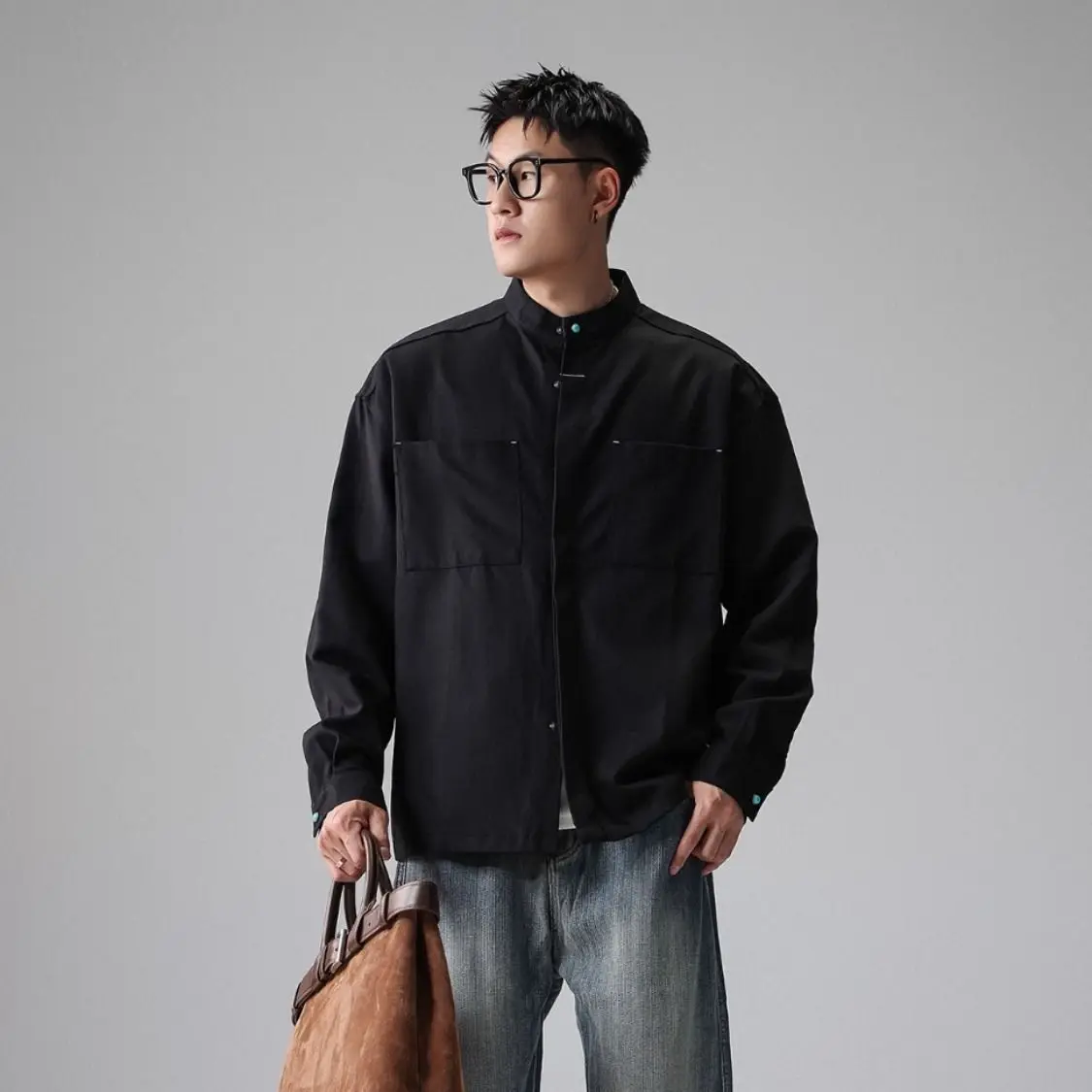 Retro Japanese Sle Long Sve irt Loose Fit Neutral ape Women's Decorative Button Men's irt Coat Spring Season
Retro Japanese Sle Long Sve irt Loose Fit Neutral ape Women's Decorative Button Men's irt Coat Spring Season