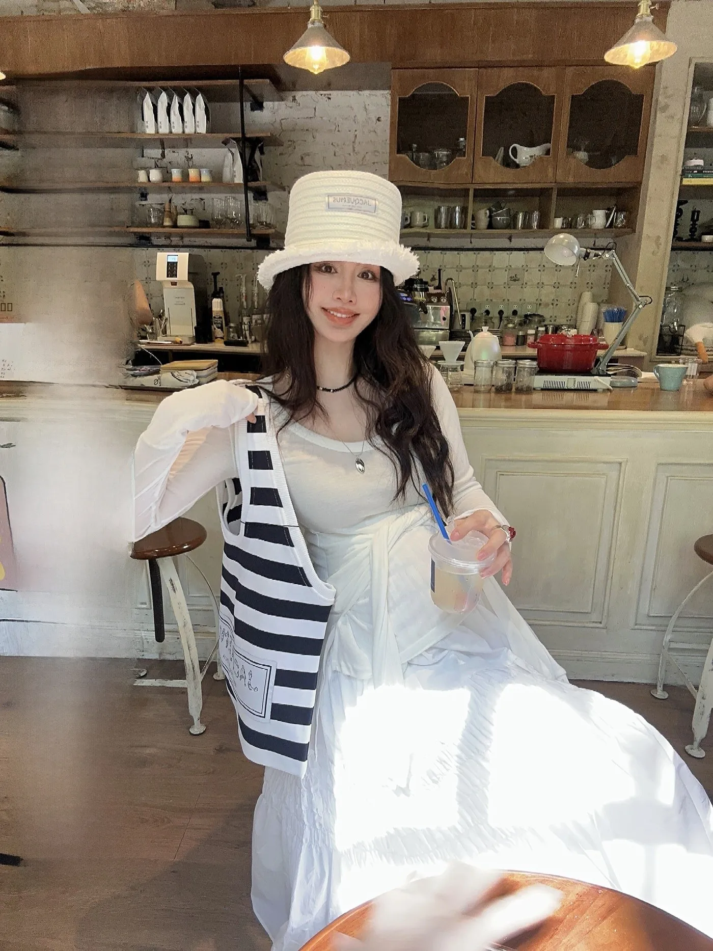 Slim Fit Long Sve T-irt with Waist-Cinching Belt Design See-Tough Thin Women's Casual Wear Sun Protection Slimming Top
Slim Fit Long Sve T-irt with Waist-Cinching Belt Design See-Tough Thin Women's Casual Wear Sun Protection Slimming Top