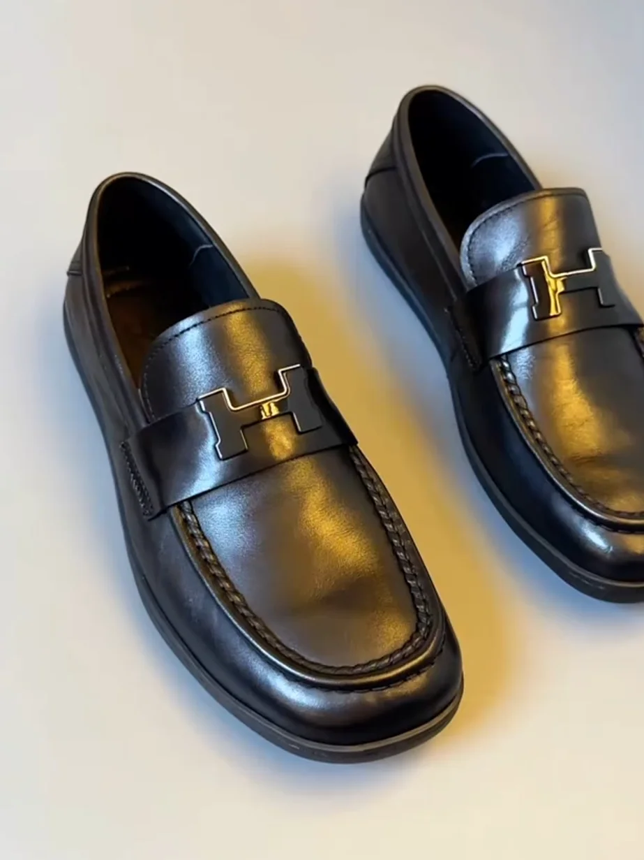 High Quality Casual Leather Men's Shoes Comfortable Fashionable Versatile Personality Youth Trend round Toe Flat Heel Rubber ...
High Quality Casual Leather Men's Shoes Comfortable Fashionable Versatile Personality Youth Trend round Toe Flat Heel Rubber ...