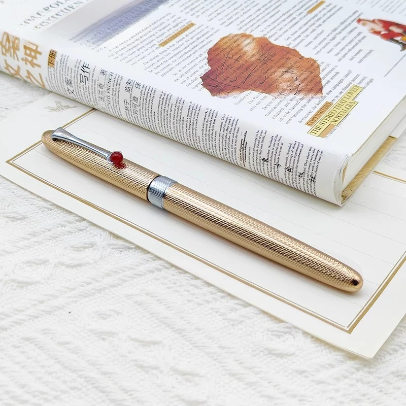 Тайвань New-DT&C, оригинальная ограниченная серия, дизайнерская перьевая ручка B, наконечник 1,0 мм, высококачественная коллекция из агатовой стали, бизнес-подарок, чернильные ручки
Тайвань New-DT&C, оригинальная ограниченная серия, дизайнерская перьевая ручка B, наконечник 1,0 мм, высококачественная коллекция из агатовой стали, бизнес-подарок, чернильные ручки