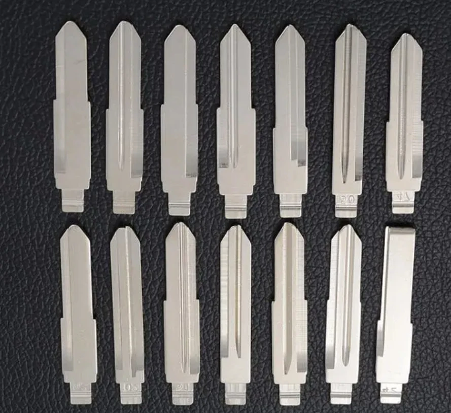 Embryo Daquan автомобильный ключ машина складной пульт дистанционного управления головка средний слот блокировочная головка пустые мотоциклы электромобили Meta
Embryo Daquan автомобильный ключ машина складной пульт дистанционного управления головка средний слот блокировочная головка пустые мотоциклы электромобили Meta