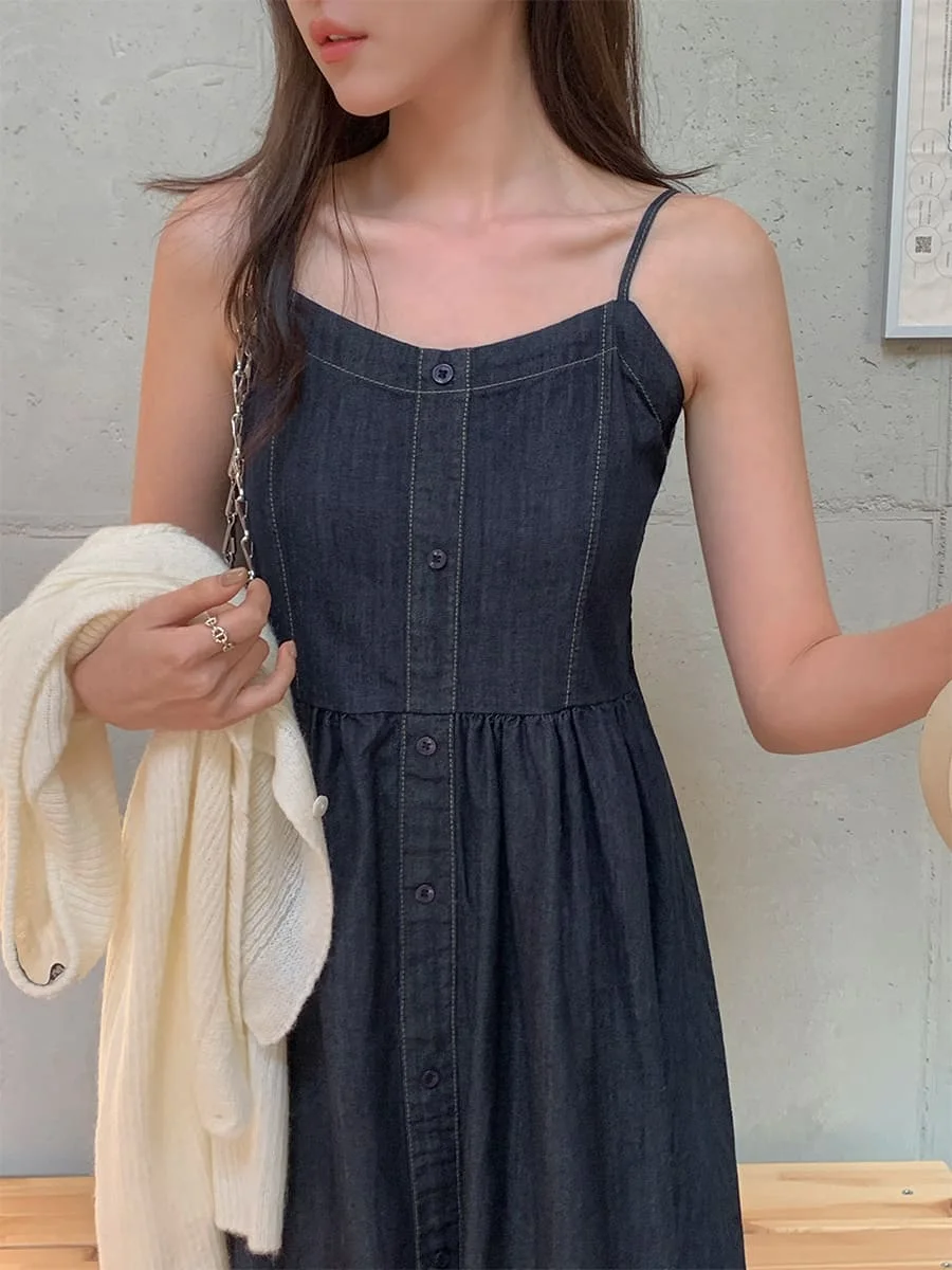 Retro Washed Slimming Denim Halter Dress Women's Elastic Waist Sweetened Young Long Dress Single Button Korean Style Pure Color
Retro Washed Slimming Denim Halter Dress Women's Elastic Waist Sweetened Young Long Dress Single Button Korean Style Pure Color