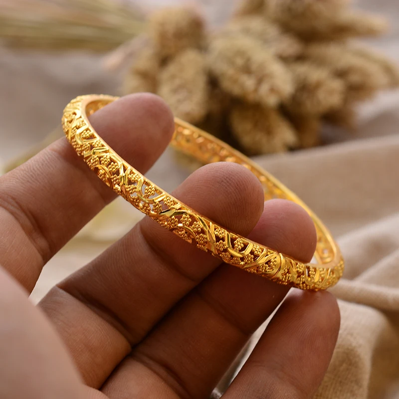 Dubai Gold Color Bangles For Women Arabic Middle East Trendy Wedding Jewelry 13 Models on Clearance
Dubai Gold Color Bangles For Women Arabic Middle East Trendy Wedding Jewelry 13 Models on Clearance