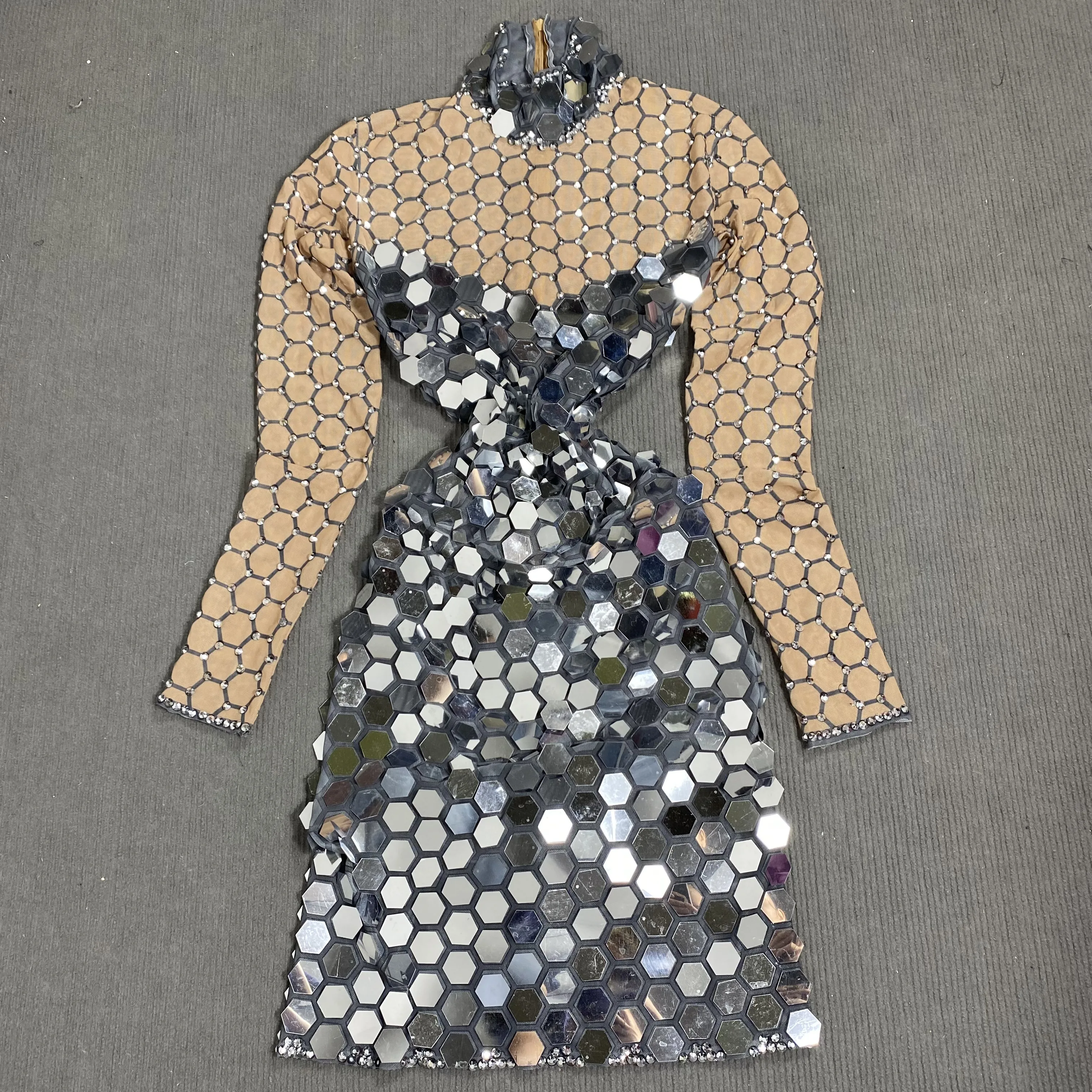 Sparkly Silver Sequin Short Dress Women Birthday Celebrate Mirror Outfit Bar Dance Costume Prom Party Dresses Singer Stage Wear
Sparkly Silver Sequin Short Dress Women Birthday Celebrate Mirror Outfit Bar Dance Costume Prom Party Dresses Singer Stage Wear