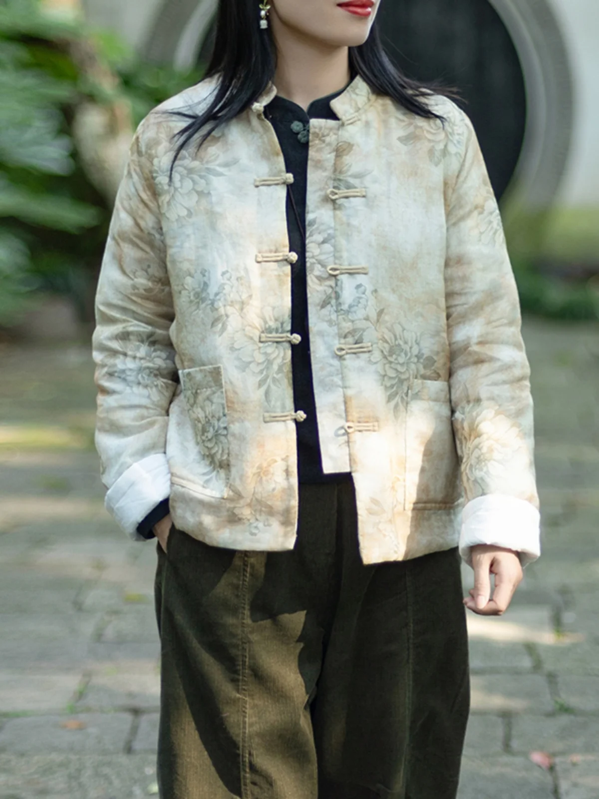 Retro Print Cotton Jaet Women's Autumn Winter New Sle Cotton Padded Stand Collar Traditional Chinese Sle Button up Top
Retro Print Cotton Jaet Women's Autumn Winter New Sle Cotton Padded Stand Collar Traditional Chinese Sle Button up Top