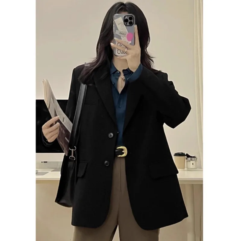 Женский повседневный пиджак в корейском стиле, весна-осень, новый фасон, с отложным воротником, для офиса и отдыха, модный женский топ
Женский повседневный пиджак в корейском стиле, весна-осень, новый фасон, с отложным воротником, для офиса и отдыха, модный женский топ