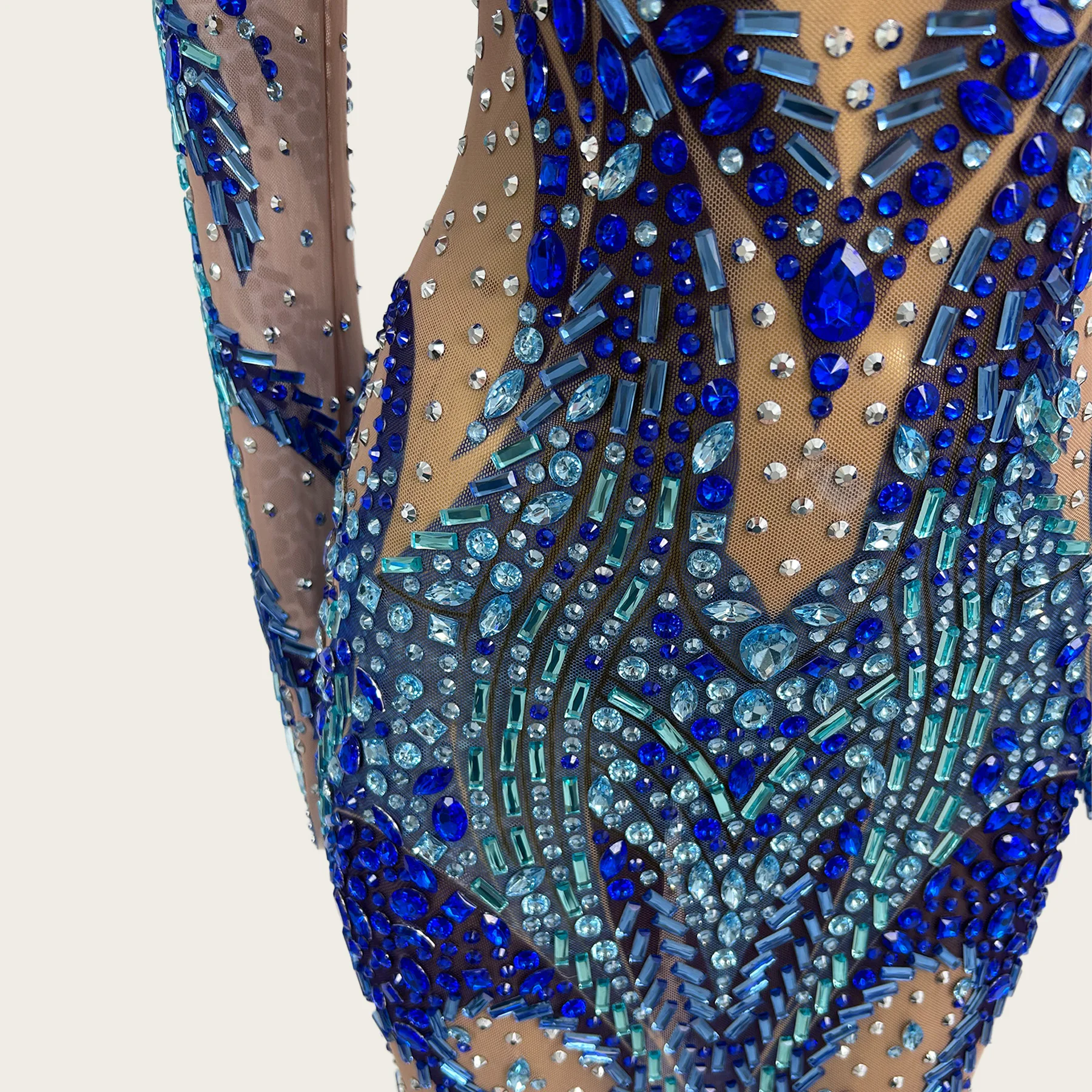 Luxury Blue Rhinestone Sheer Mesh Gown Detachable Train Elegant Long Sleeve Formal Evening Gown Special Occasions Outfit Kuyedie
Luxury Blue Rhinestone Sheer Mesh Gown Detachable Train Elegant Long Sleeve Formal Evening Gown Special Occasions Outfit Kuyedie