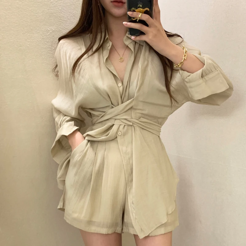 Ele Summer irt Sun Protection High Waist Loose Wide Leg orts Set Chic Collar Tie Waist Faionable Women's Ensemble
Ele Summer irt Sun Protection High Waist Loose Wide Leg orts Set Chic Collar Tie Waist Faionable Women's Ensemble