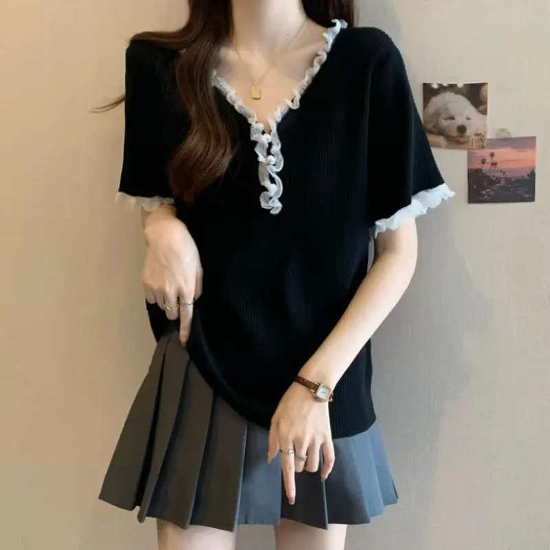 Fashionable Ruffles Spliced Pullovers Women's Clothing Solid Color Basic Summer Lace V-Neck Korean Short Sleeve Loose T-shirts
Fashionable Ruffles Spliced Pullovers Women's Clothing Solid Color Basic Summer Lace V-Neck Korean Short Sleeve Loose T-shirts