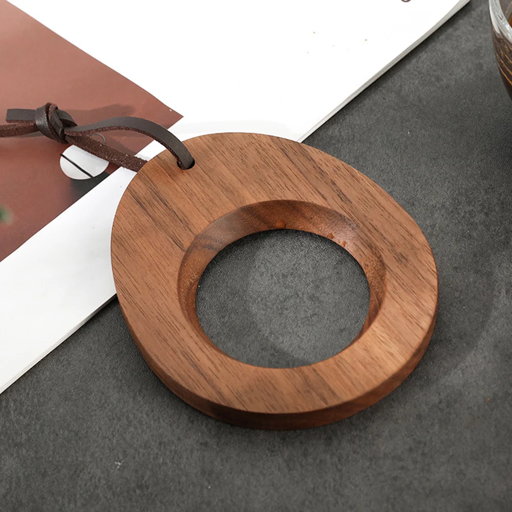 Walnut Cup Holder Coffee Filter Brown Wood Diagonal Design Premium Material Suitable Tea Wedding Picnic Party Banquet
Walnut Cup Holder Coffee Filter Brown Wood Diagonal Design Premium Material Suitable Tea Wedding Picnic Party Banquet
