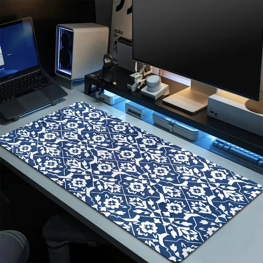 Blue and white porcelain element mouse pad XXL 900x400mm large size locking gaming pads laptop protective mat locking process
Blue and white porcelain element mouse pad XXL 900x400mm large size locking gaming pads laptop protective mat locking process