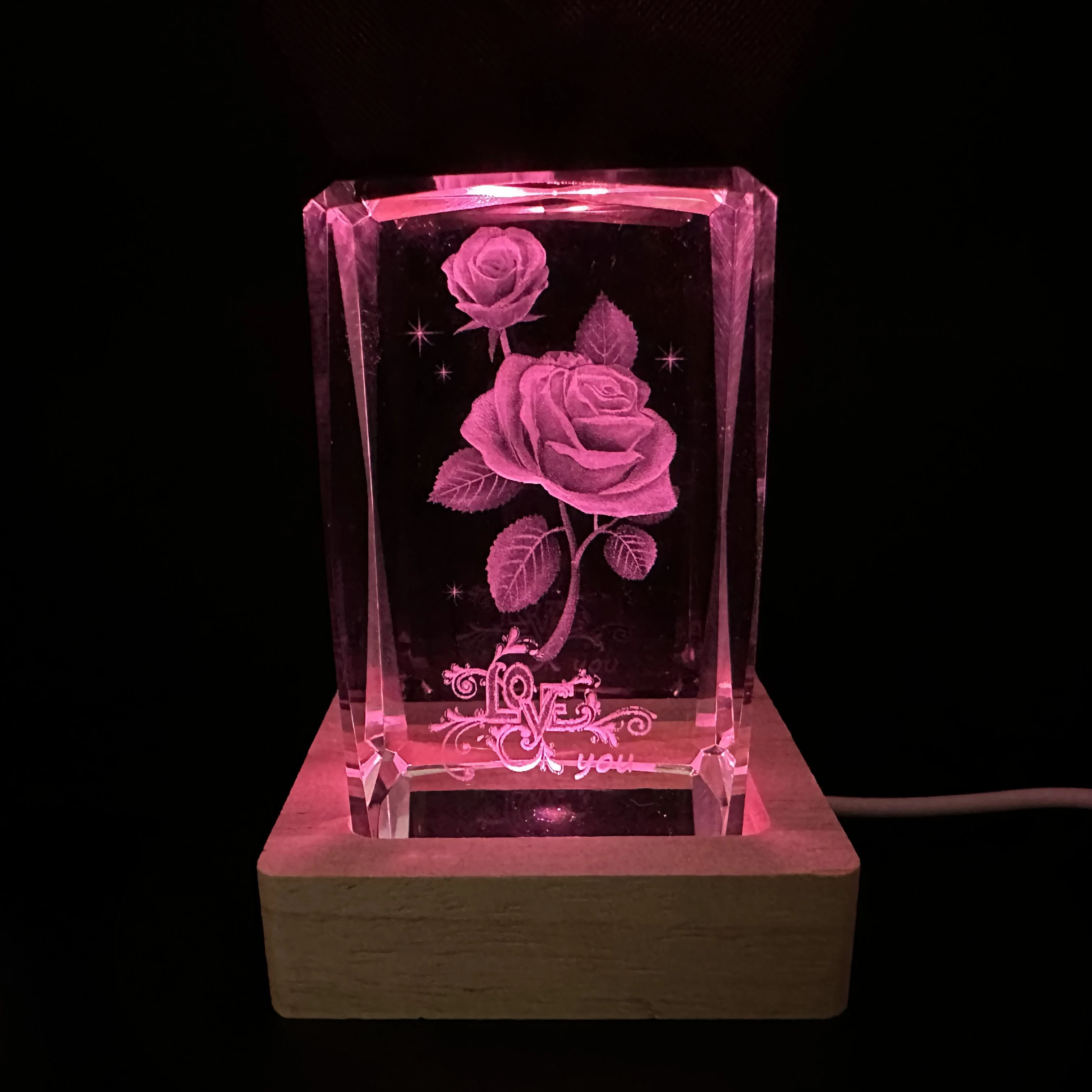 Подарок для пары, хрустальная светодиодная ночная лента, стеклянный декоративный подарок, подходит для спальни, гостиной, дня рождения и матери
Подарок для пары, хрустальная светодиодная ночная лента, стеклянный декоративный подарок, подходит для спальни, гостиной, дня рождения и матери