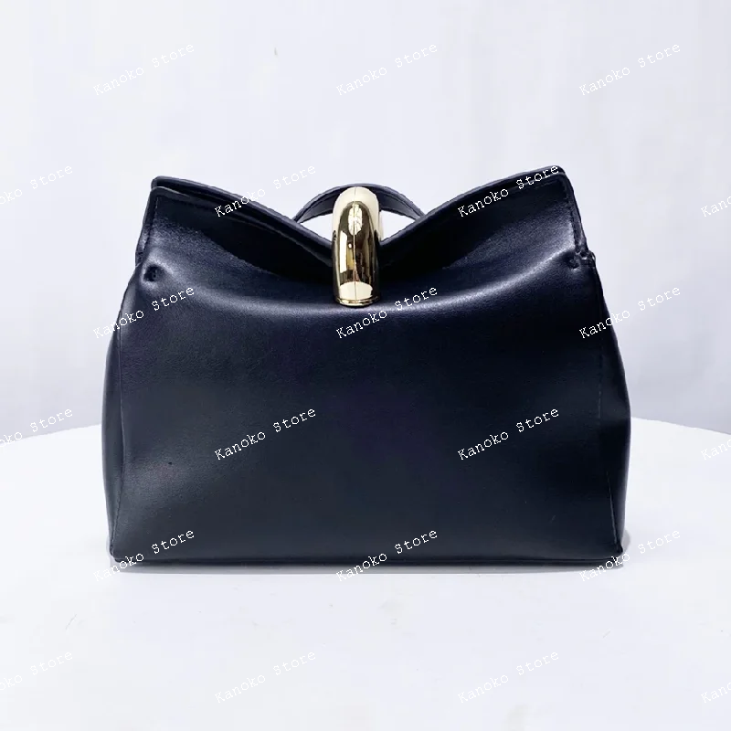 metal buckle decoration tote top handle bags for women luxury designer handbag and purse 2026 new in fashion shoulder crossbody
metal buckle decoration tote top handle bags for women luxury designer handbag and purse 2026 new in fashion shoulder crossbody