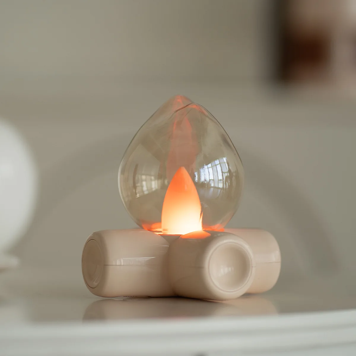 Fire desk lamp atmosphere bedroom bedside bed and breakfast bar decoration creative desktop ornament lamp
Fire desk lamp atmosphere bedroom bedside bed and breakfast bar decoration creative desktop ornament lamp