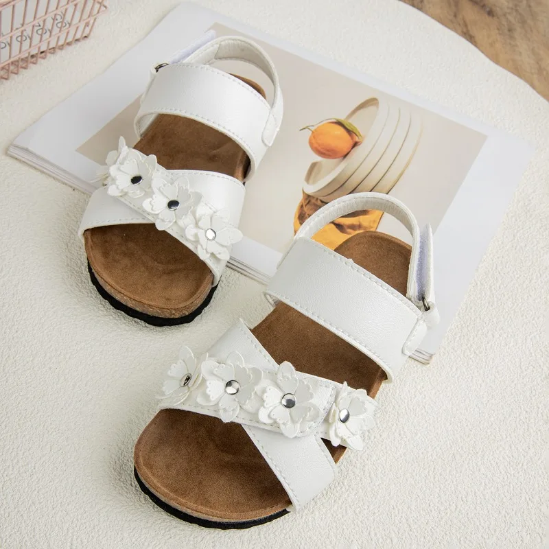Summer Sandals New Breathable Soft Soled Girl Shoe Comfort Simple Casual Child Shoes Lightweight Vacation Princess Beach Shoe
Summer Sandals New Breathable Soft Soled Girl Shoe Comfort Simple Casual Child Shoes Lightweight Vacation Princess Beach Shoe