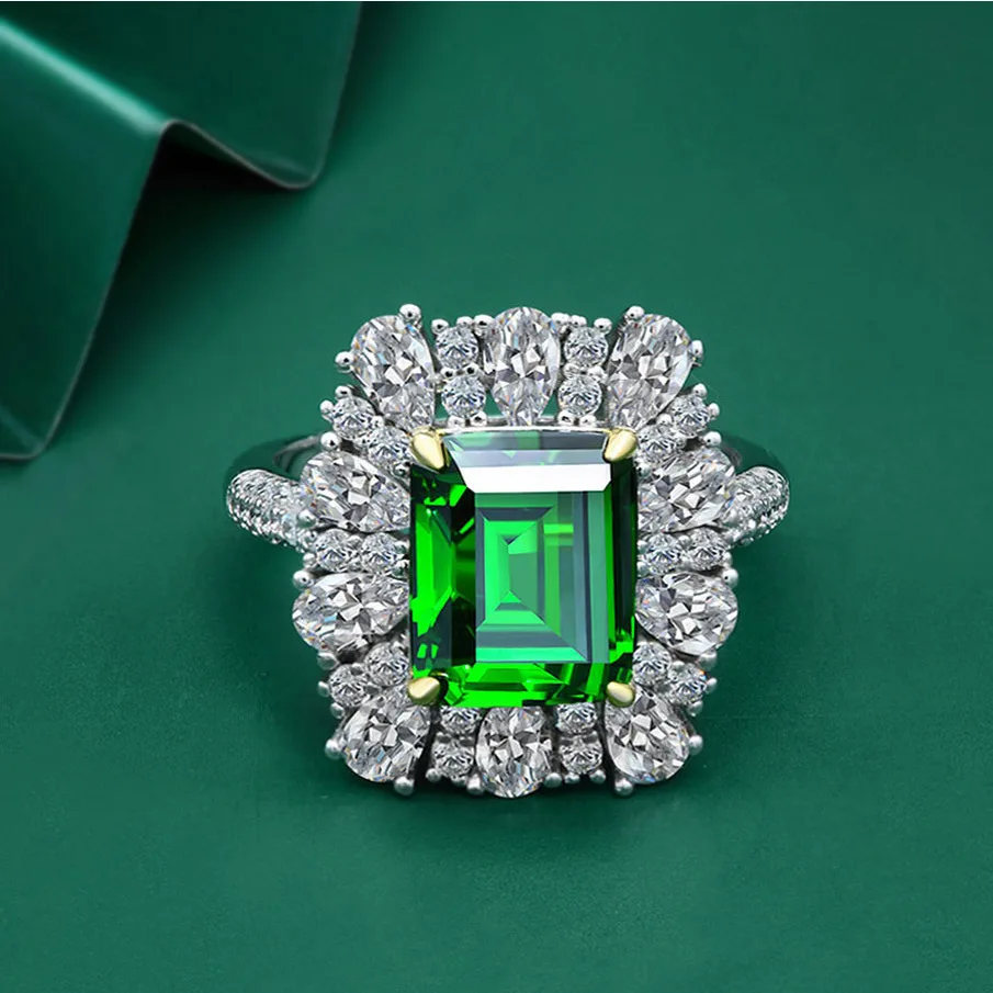 Vintage 5Ct Lab Emerald Diamond Ring Real 925 Sterling Silver Party Wedding Band Rings for Women Engagement Jewelry
Vintage 5Ct Lab Emerald Diamond Ring Real 925 Sterling Silver Party Wedding Band Rings for Women Engagement Jewelry