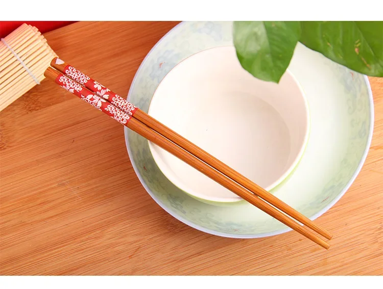10pairs/lot Bamboo Chopsticks Japanese Style Cherry Blossom Chopsticks Wood New Gift Dinning Engraved Tableware Set KC 1424
10pairs/lot Bamboo Chopsticks Japanese Style Cherry Blossom Chopsticks Wood New Gift Dinning Engraved Tableware Set KC 1424